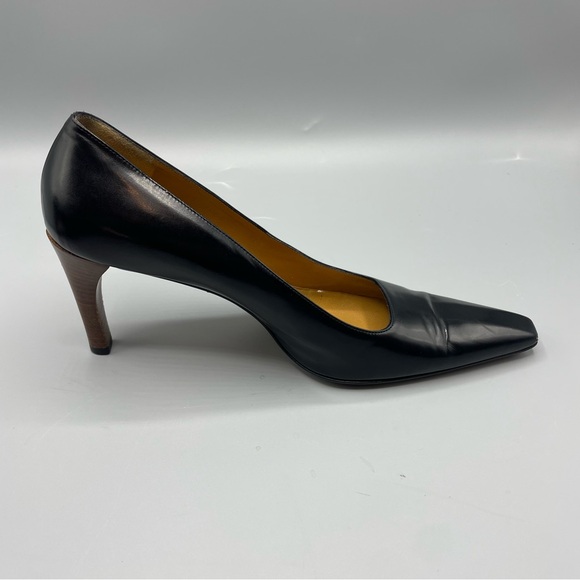 Gucci Leather Decollete Peele Heels Pumps Women's Black, Size 7 1/2 B - Picture 5 of 8